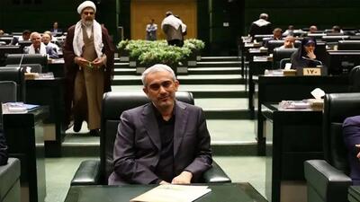 وزیر اقتصاد: منابع اشتغالزایی به شکل مساوی در استان ها تقسیم شده است/ رویکرد وزارت اقتصاد تغییر ترکیب منابع نظام بانکی است