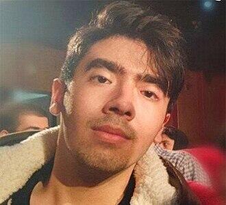 لحظه بخشش قاتل امیرمحمد خالقی + فیلم - سلام نو