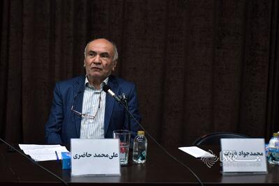 گزارش تصویری: نشست نقد و بررسی کتاب «نبرد قدرت در ایران در دوره جمهوری اسلامی»