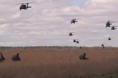 استقرار تیپ ۱۰۱ هوابرد آمریکا در اربیل عراق + فیلم