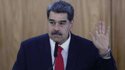 سخنگوی وزارت امور خارجه چین گفت که‌آمریکا با بازداشت مادورو ثبات روابط بین‌الملل را تضعیف کرده است