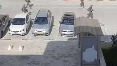  رسانه‌های فلسطینی اعلام کردند که ارتش اسرائیل به میدان کمال ناصر در مرکز دانشگاه بیرزیت یورش بردند