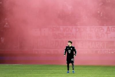 لنارت کارل و شادی به سبک کریستیانو رونالدو پس از گلزنی برای بایرن‌ مونیخ / عکس