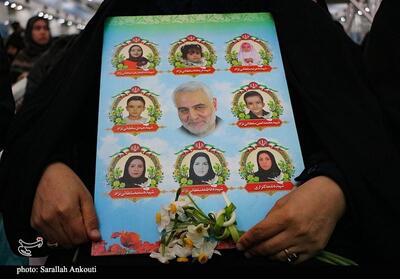 «دو تا هستند...» روایت بغضی که در مصلی شکست - تسنیم