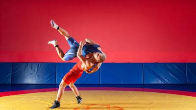 سبک وزن ترین کشتی گیر جهان را بشناسید!