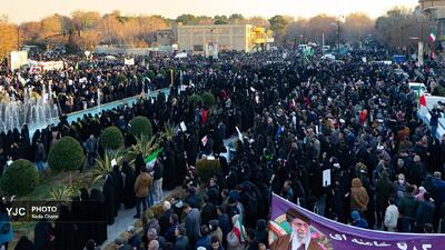 تجمع مردم اصفهان و همدان در اعتراض به وضعیت معیشتی و محکومیت اغتشاشات