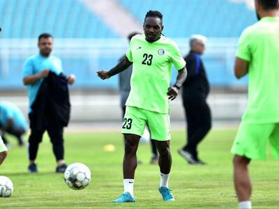 تیوی بیفوما به شایعه اختلاف با اوسمار و همبازیانش پاسخ داد