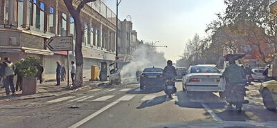  تاریکی‌های میان ما