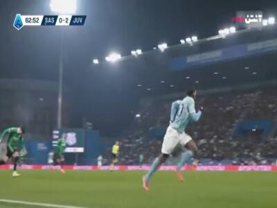 گل سوم یوونتوس به ساسولو (دیوید)