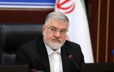 استاندار تهران: پلیس مجوز استفاده از سلاح دارد