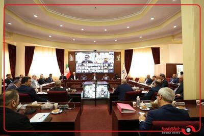  جلسه مشترک روسای فدراسیون‌های ورزشی با حضور دنیامالی وزیر ورزش جوانان