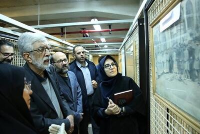 بازدید «غلامعلی حداد عادل» از گنجینه سازمان اسناد و کتابخانه ملی ایران