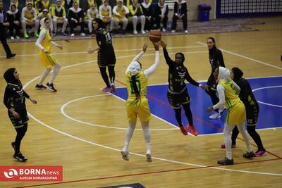 دیدار تیم‌های بسکتبال دختران پالایش نفت - گروه بهمن