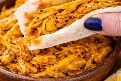  طرز تهیه غذای نونی مرغ ریش ریش زعفرونی / غذای نونی ساده و خوشمزه