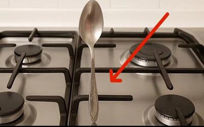 قاشق را روی اجاق گاز بگذارید / تا سالها نیازی به تمیز کردن نداری