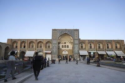 ایسنا: تجمع بازاریان و کسبه شهر کرمان؛ برخی بازداشت شدند