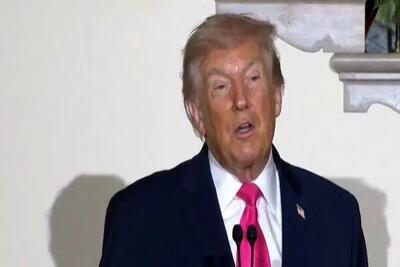 ترامپ: مقامات موقت ونزوئلا موافقت کرده‌اند که بین ۳۰ تا ۵۰ میلیون بشکه نفت مشمول تحریم را به آمریکا تحویل دهند