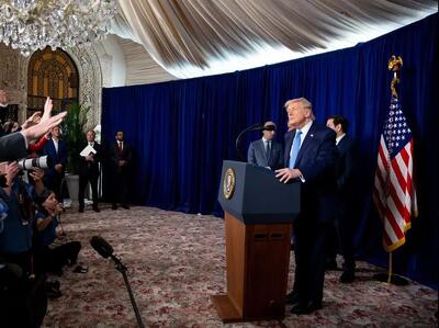 آمریکا مشغول چه کاری است؟