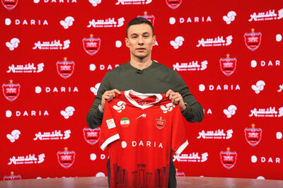 سرگیف، اورونوف می‌شود یا تمیروف؟