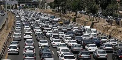  گزارش پلیس راه از آخرین وضعیت جاده‌ها؛ ترافیک سنگین در ورودی‌های تهران