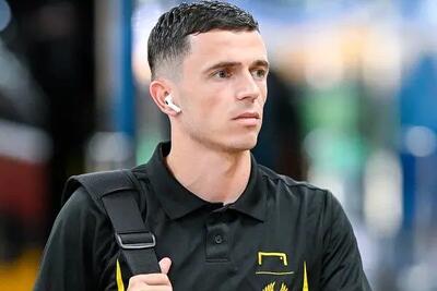 سلفی عاشقانه ستاره استقلال با همسرش + عکس