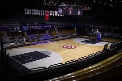 تعویض کف‌پوش و تعمیرات سالن بسکتبال آزادی