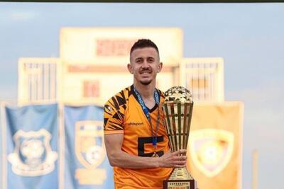 درخواست کمک هواداران از جواهیر سوکای: بگو «نظمی» به سپاهان بیاید!