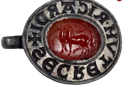 نگین ۲ هزار ساله روی مُهر ۸۰۰ ساله | عکس