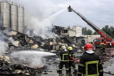 کارگران «کاله» در انتظار احیای کارخانه/ امکان کار کردن نداریم!