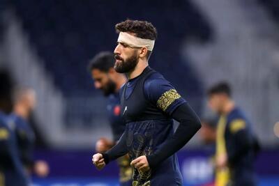  یک پرسپولیسی از تراکتور جدا می‌شود