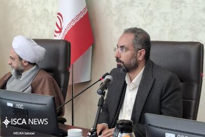  نشست هم‌اندیشی اساتید حوزه و دانشگاه قزوین با محوریت حکمرانی اسلامی برگزار شد