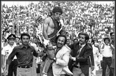 مدال‌هایم را دزد برد و هنوز پیدا نشده/ بعد از ۵۸ سال مردم همچنان برای تختی می‌آیند