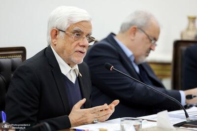  عارف: اقدامات اخیر دولت در طرح‌های معیشتی با پشتوانه دانشگاه‌ها بود/ اگر دانشگاه‌ها به جایگاه اصلی خود بازگردند، تضمین‌کننده ادامه راه آنها حتی با تغییر دولت‌ها خواهد بود