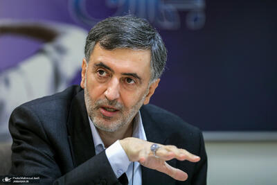  عبدالله گنجی: امروز در چند شهر اعتراض خشونت پرهیز داشتیم؛ کم سابقه و ارزشمند است