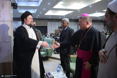 مراسم گرامیداشت میلاد حضرت عیسی مسیح (ع) و آغاز سال نو میلادی با حضور سید حسن خمینی