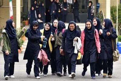  بازداشت های دانش آموزی خبرساز شد/ هشدار کارشناسان درباره پیامدها