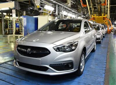 قیمت محصولات ایران خودرو و سایپا؛ جهش ۴۰ میلیونی خودرو لوکس سایپا