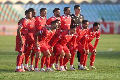  جنگ قهرمانی بین پرسپولیس و استقلال است؛ دلالی در فوتبال ما حرف اول را می‌زند!