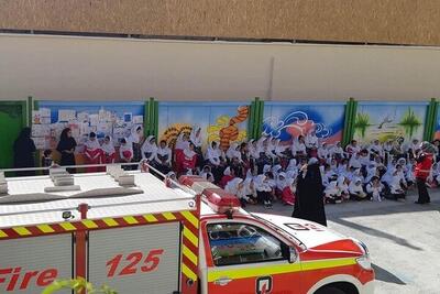 اجرای طرح «آتش‌نشان مدرسه» در ۷۰۰ نقطه تهران