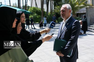 دولت هم‌زمان با کنترل قیمت‌ها، از تولیدکنندگان داخلی حمایت می‌کند