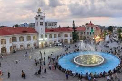 تجمع  آرام صنفی بازاریان رشت در میدان شهرداری پایان یافت