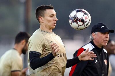 سرگیف در تمرین شاداب پرسپولیس شرکت کرد - پارس فوتبال