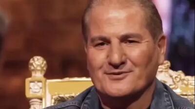  فیلم/ واکنش خنده دار همسر  علی اکبر استاد اسدی به گل به خودی در بازی با ژاپن / می خواستم خوشخالی کنم دیدم عابدزاده تو دروازست