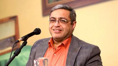  فیلم/ کمال گرایی و مضرات آن از دیدگاه دکتر سعید عزیزی: مادری که تو درس بچش کمک میکنه خائنه !