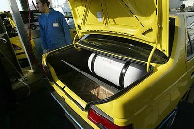 میزان مصرف خودروهای دوگانه‌سوز چقدر است؟