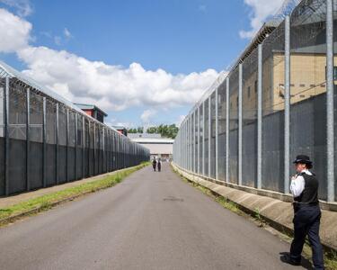 شکست بریتانیا در نخستین مأموریت اخراج مهاجران در سال ۲۰۲۶