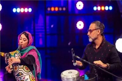 آواز شاد/دختر محسن شریفیان به طناب پدرش میوفته تو چاه/میگه سودش پنجاه پنجاه