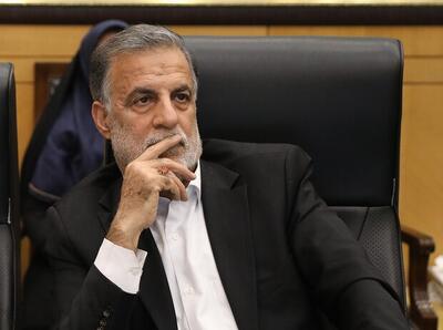 مجلس نباید به تصمیمات غیرکارشناسی دولت در بودجه رأی می‌داد