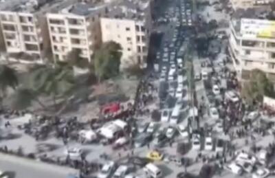 فرار اهالی حلب سوریه از آتش تروریست های جولانی!