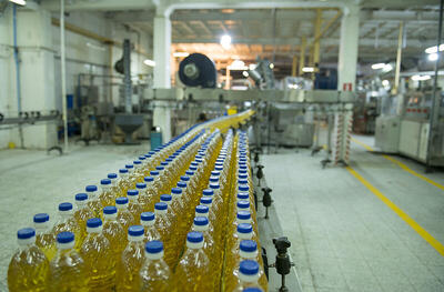 ۲۱ تن روغن خوراکی احتکار شده در خرم‌آباد کشف شد